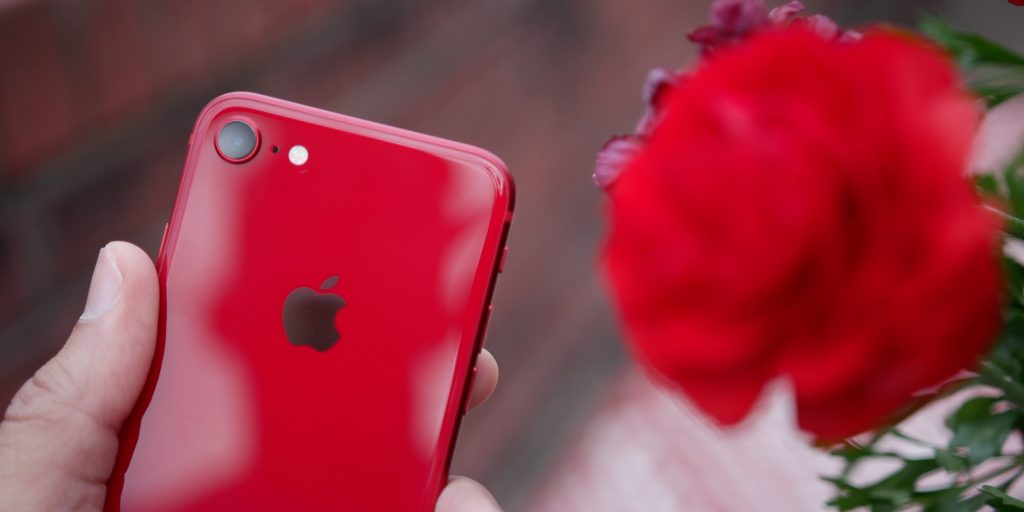 iphone-8-product-red